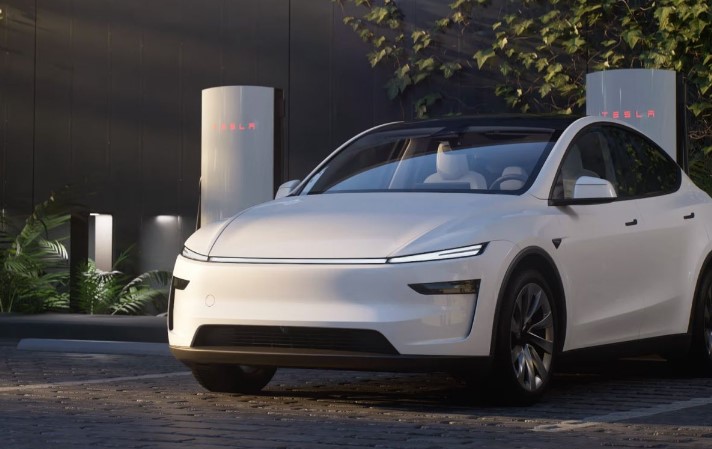 Tesla в Украине: какие услуги подключения доступны сегодня