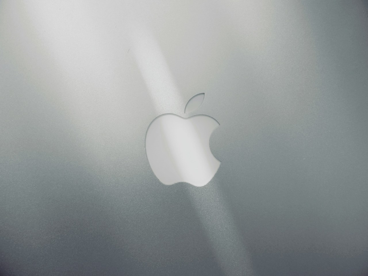 Как настроить семейный доступ на устройствах Apple: инструкция 2025